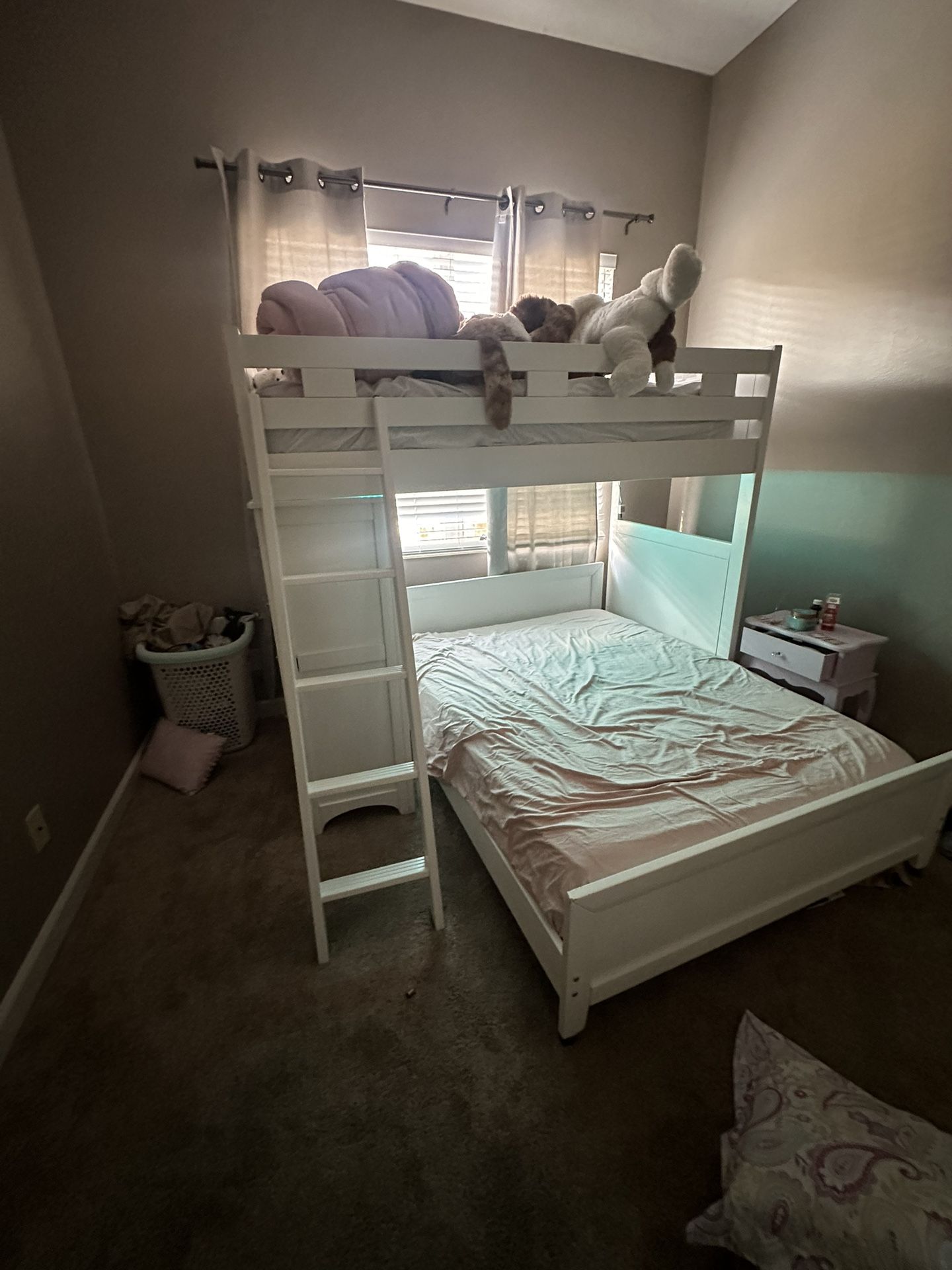 Bunk Bed With Build In Drawers
