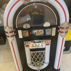 Full Sized Retro Jukebox