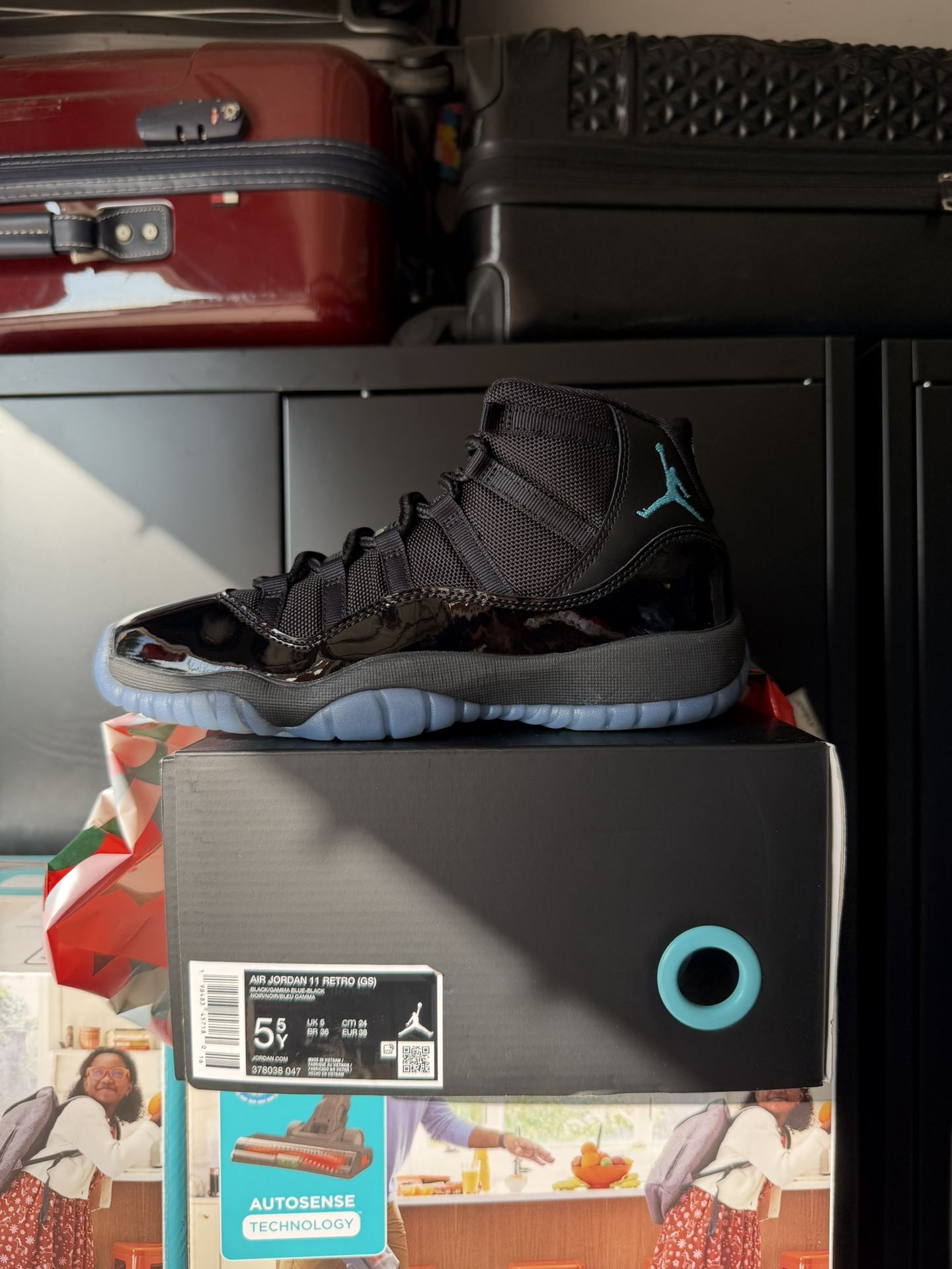 Gamma Blue Size 5.5Y