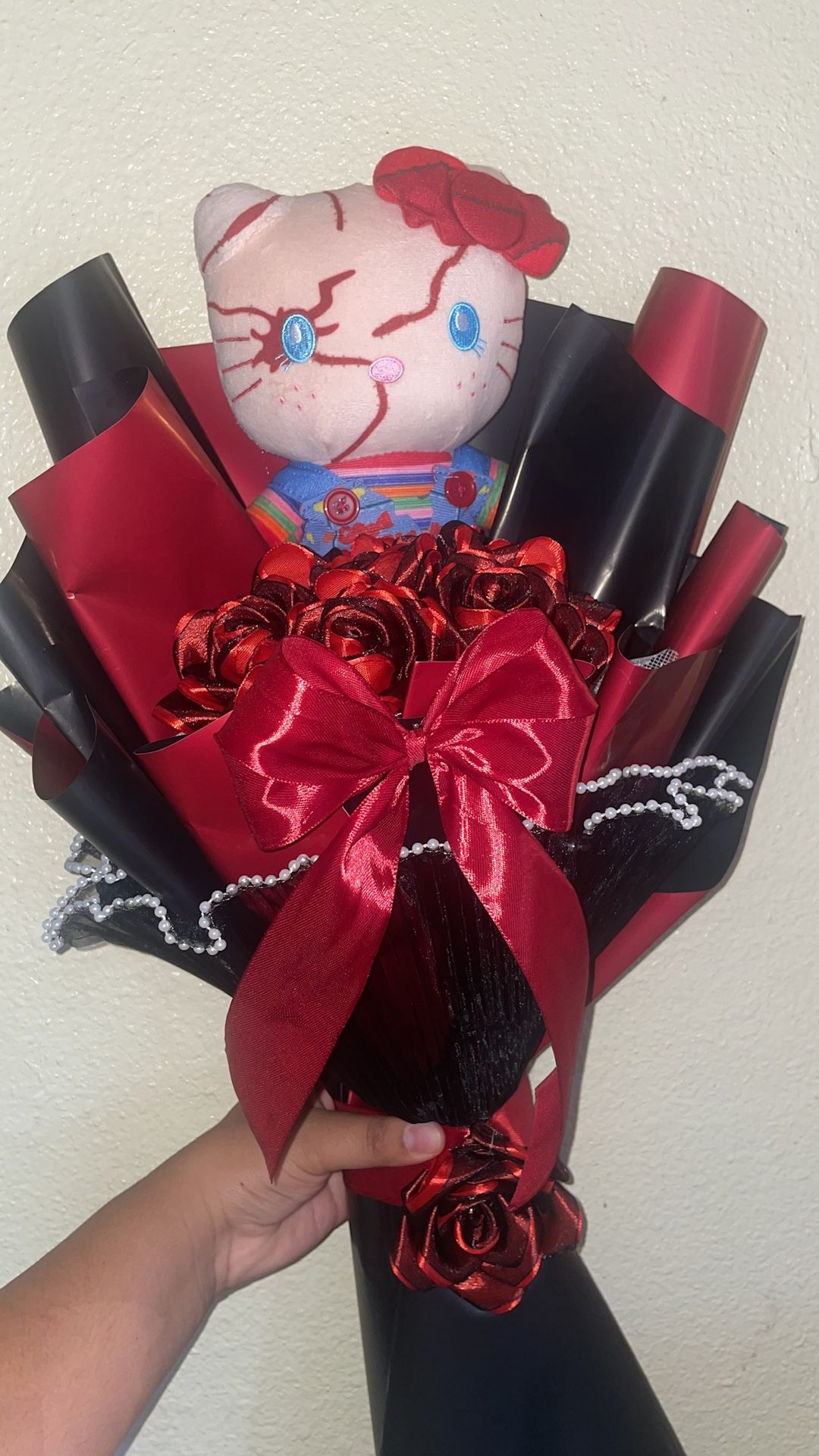 Hello Kitty Halloween Bouquet / Eternal Roses / Rosas Eternas
