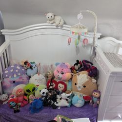 Sorelle Vista Elite 4-in-1 Crib With Changing Table 