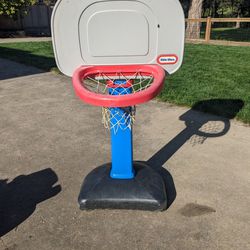 Little Tykes Basketball Hoop