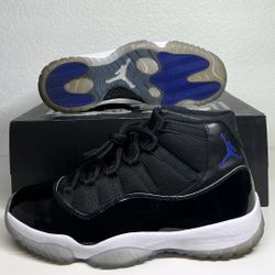 Jordan 11 Space Jam