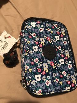 New Kipling case for school or makeup