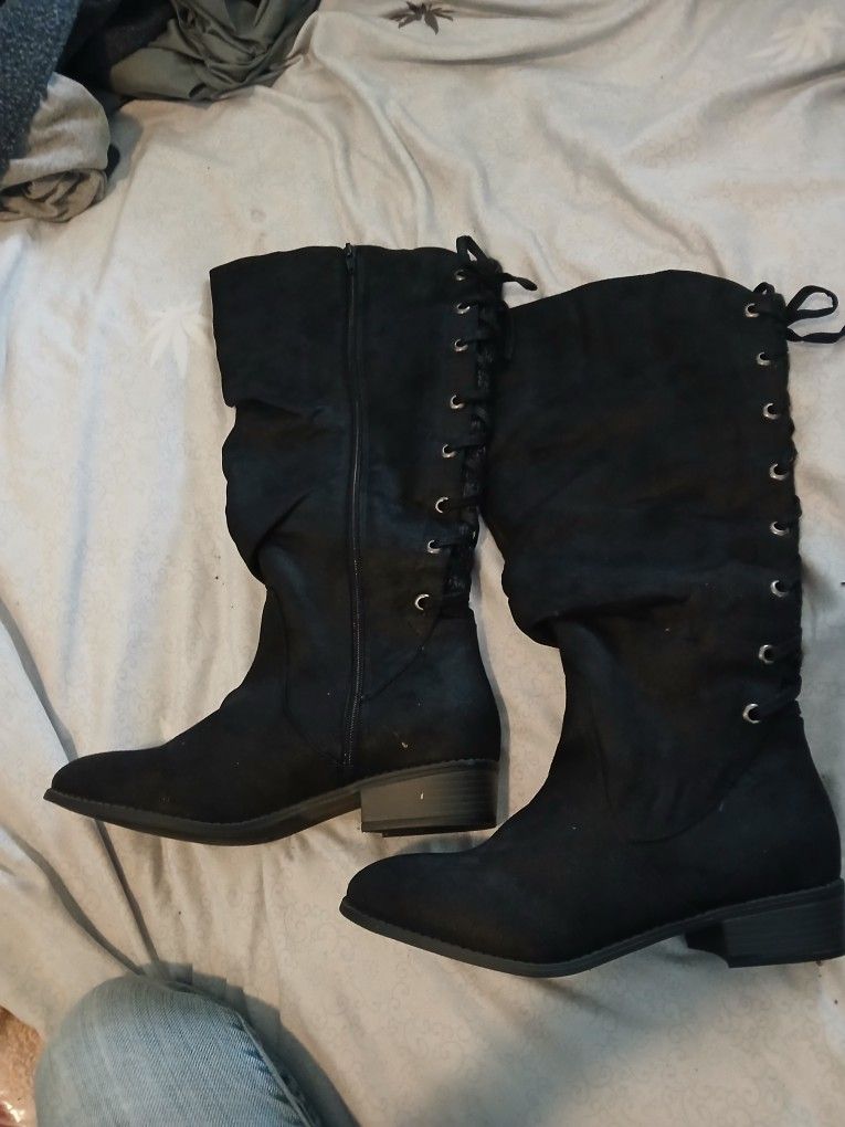 Ladies Boots