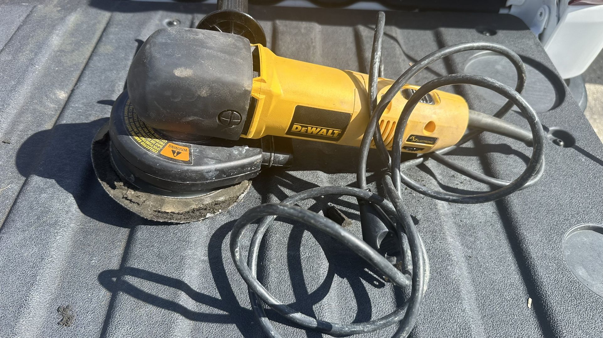 DeWalt Tools DW443 6 inch Right Angle Random Orbit Sander with Electronic Variable Speed Home Shop Garage Job site Work Tool