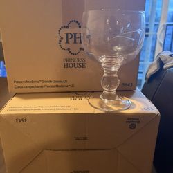 Princess House Set – 4 NEW Goblets 4 copas Princess House Moderna – NUEVAS