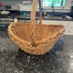 Large Basket $20