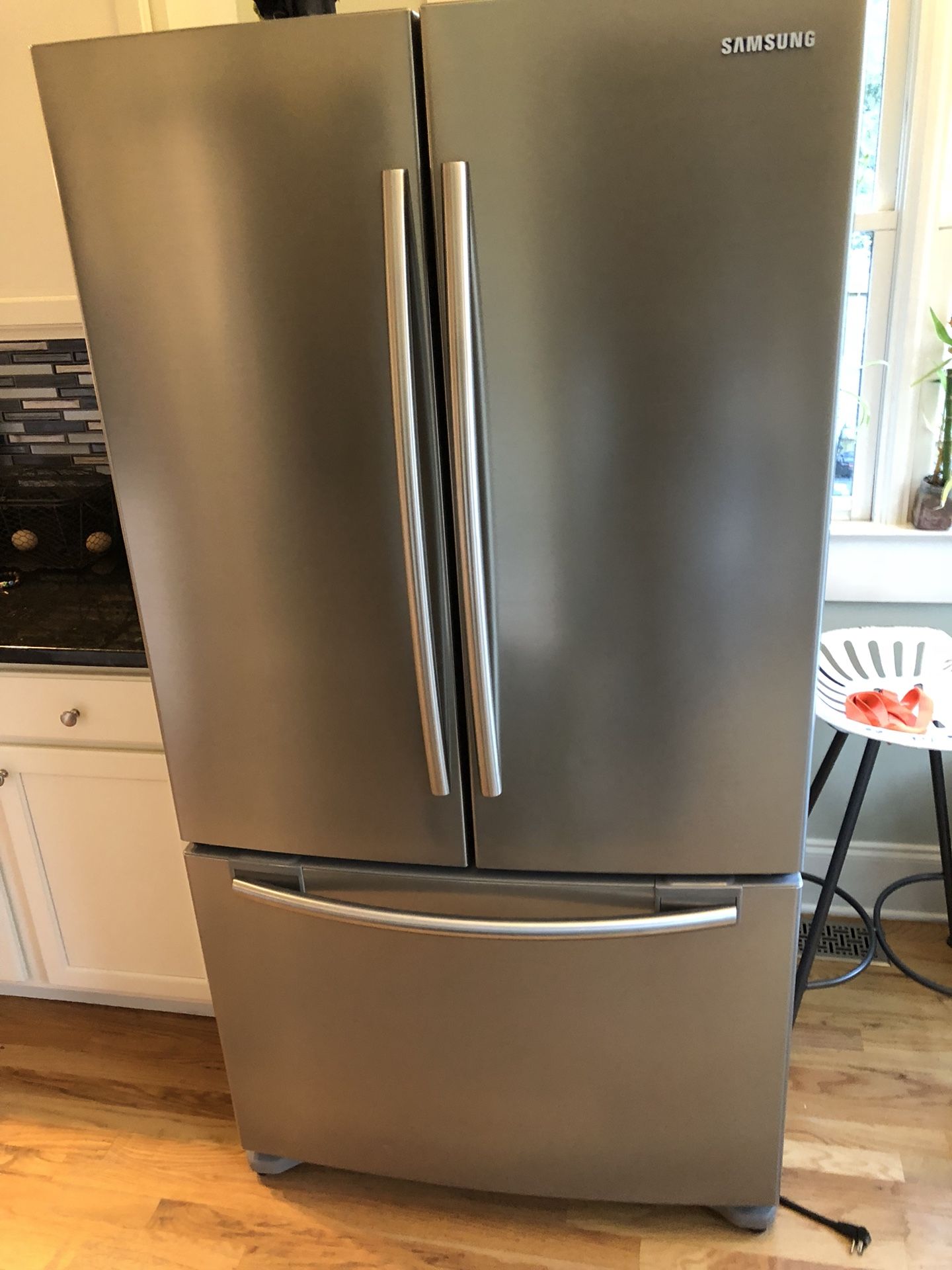 Samsung RF266 Series Refrigerator (Make an offer)