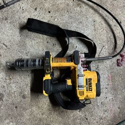 DeWalt 20V Cordless Grease Gun