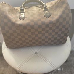 Authentic Louis Vuitton Speedy 35