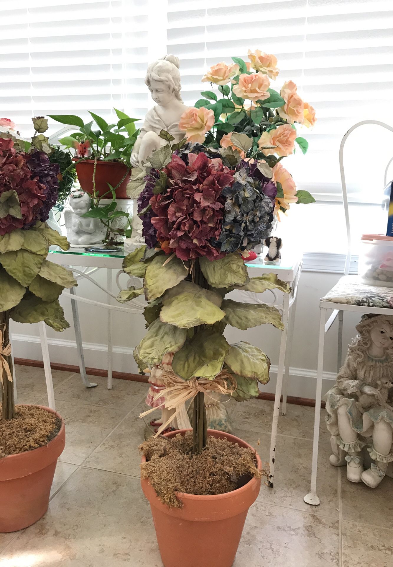 Beautiful Flower 🌺 Pot Decor