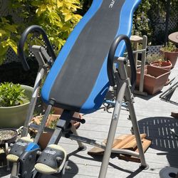 Exerpeutic 225SL Inversion Table with Surelock Safety Ratchet System