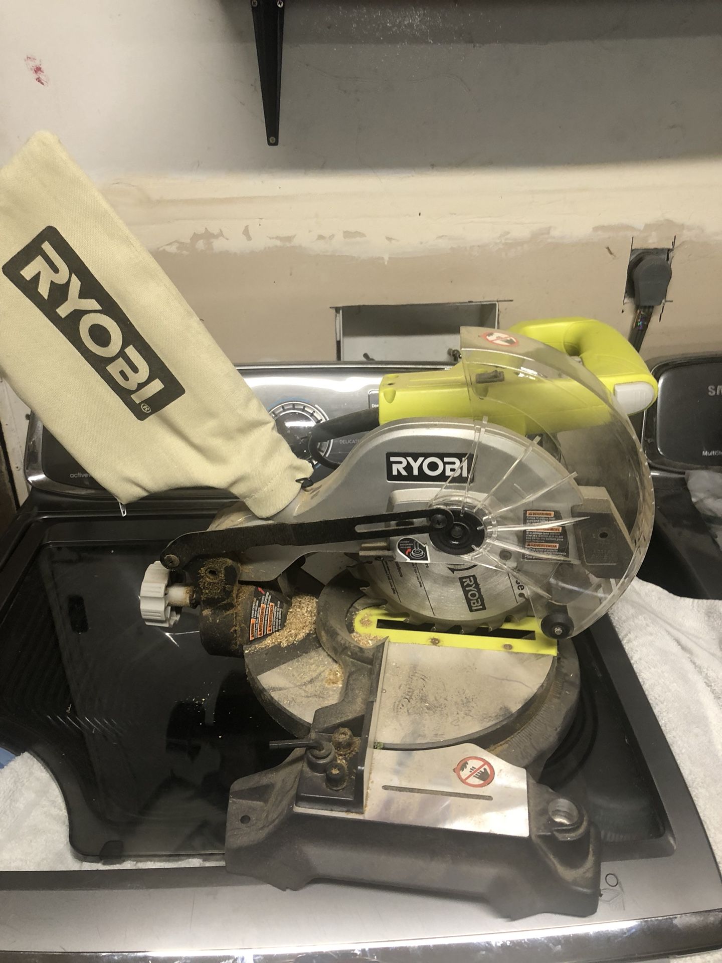 RYOBI SAW