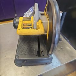 Dewalt Multicutter 