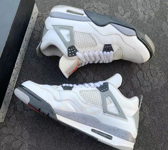 Jordan 4 Retro White