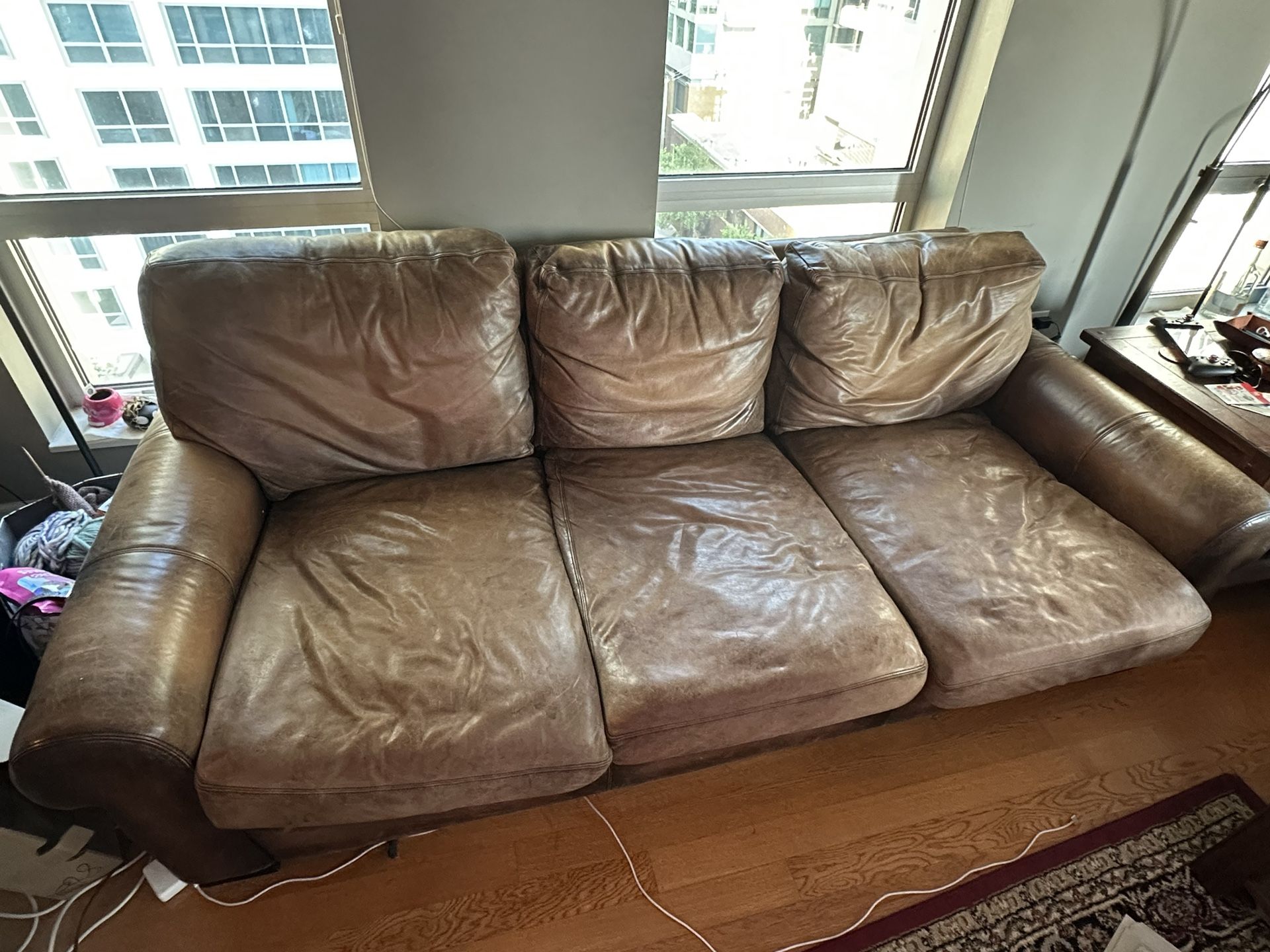 Pottery Barn Leather Turner Sofa 