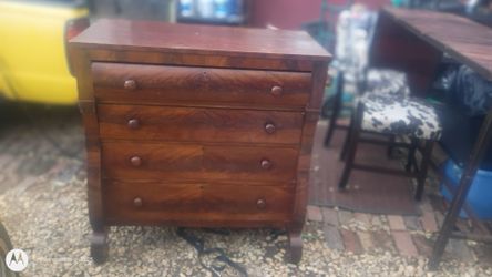 Dresser Antique Empire Style 4-Drawer Wooden Dresser 43 x 21 n 43 inch tall
