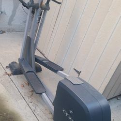 NordicTrack cx 938 elliptical