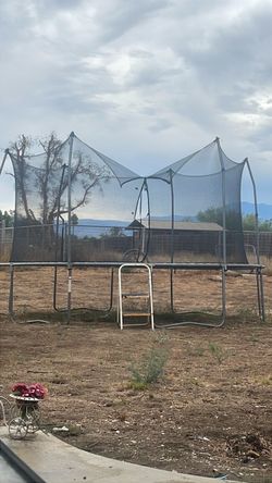 Trampoline 70$