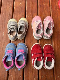 Toddler shoes size 6t,7t