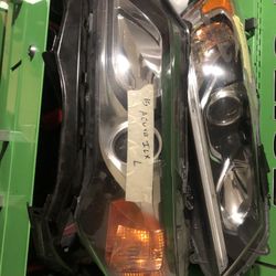 2015 Acura ILX Driver Side Headlight 