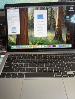 Apple MacBook Air 13" 2020 i5 1.1GHz 128GB SSD 8GB RAM