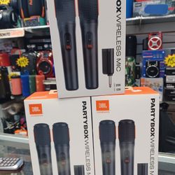 Double Set JBL 🎤.  Brand New 