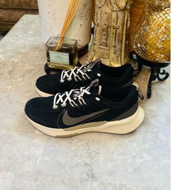 Men’s Nike Juniper Trail 2 Sneakers Black/Khaki DM0822-005 Size 12