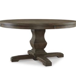 Round Dinning Room Table