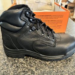 BRAND NEW NEVER WORN TIMBERLAND 