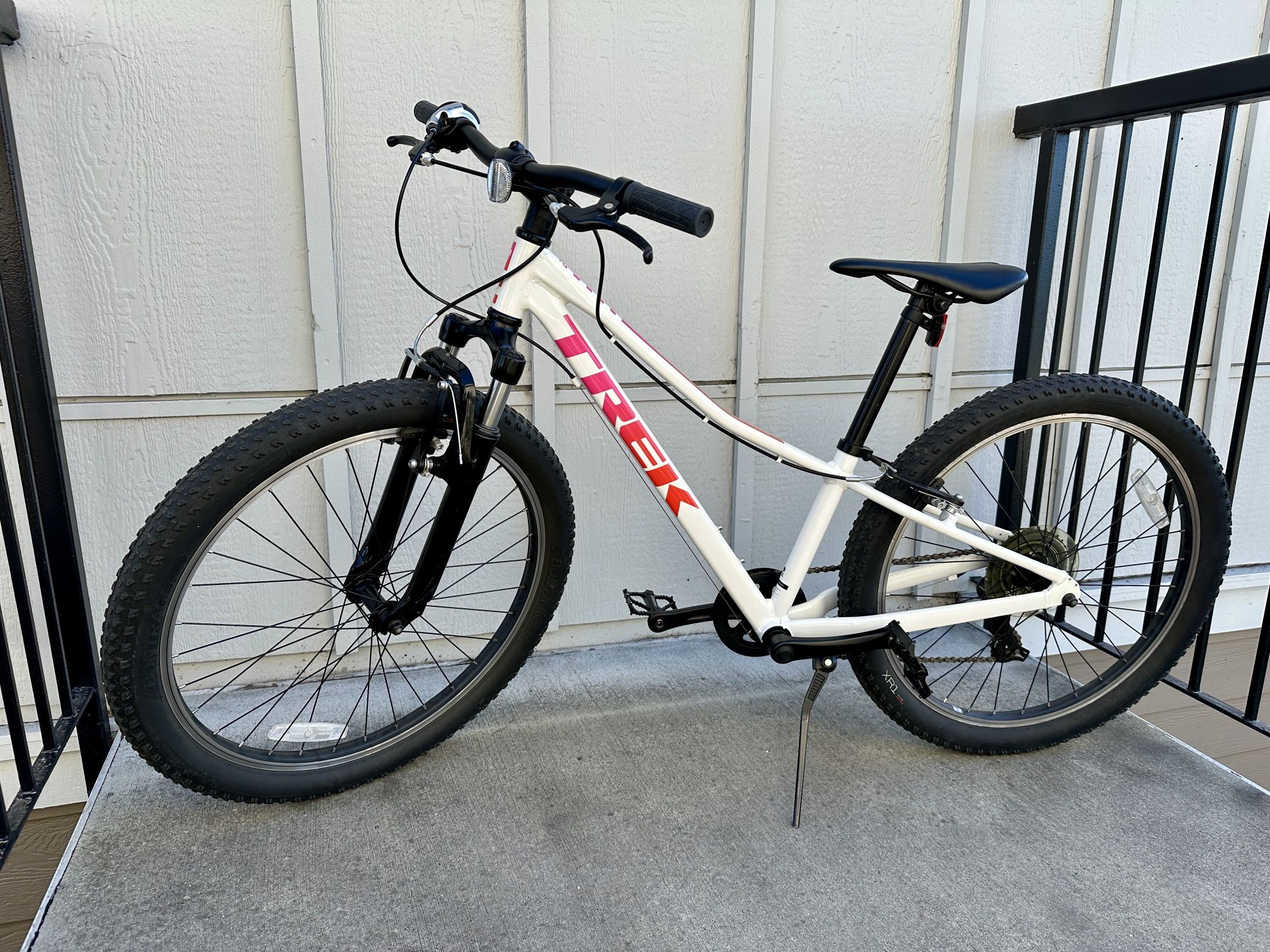 FIRM PRICE TREK PRECALIBER Kids bike 24" 8 speed Mountain Aluminum Youth
