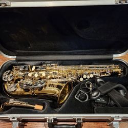 Selmer Alto Saxophone AS400