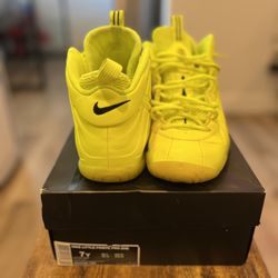 Nike 7Y youth 