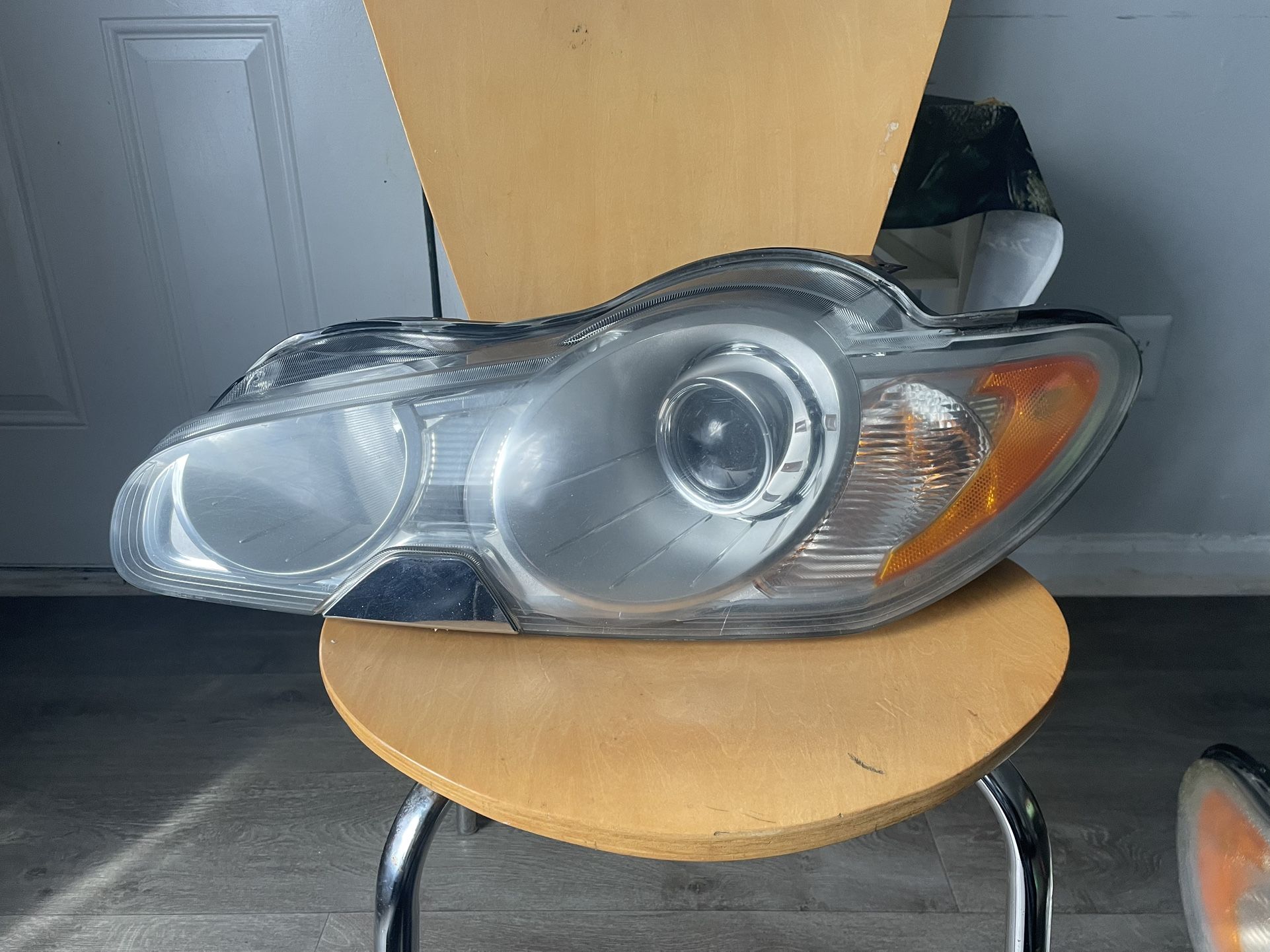 🔥 OEM Jaguar XF Headlights – Like New, Clean & Shiny w/ Ballasts 🔥