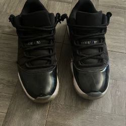 Jordan 11s 