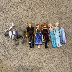 Frozen Dolls