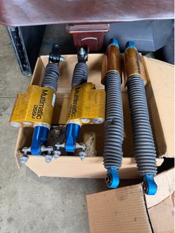 Multimatic DSSV shocks, upper and lower control arms