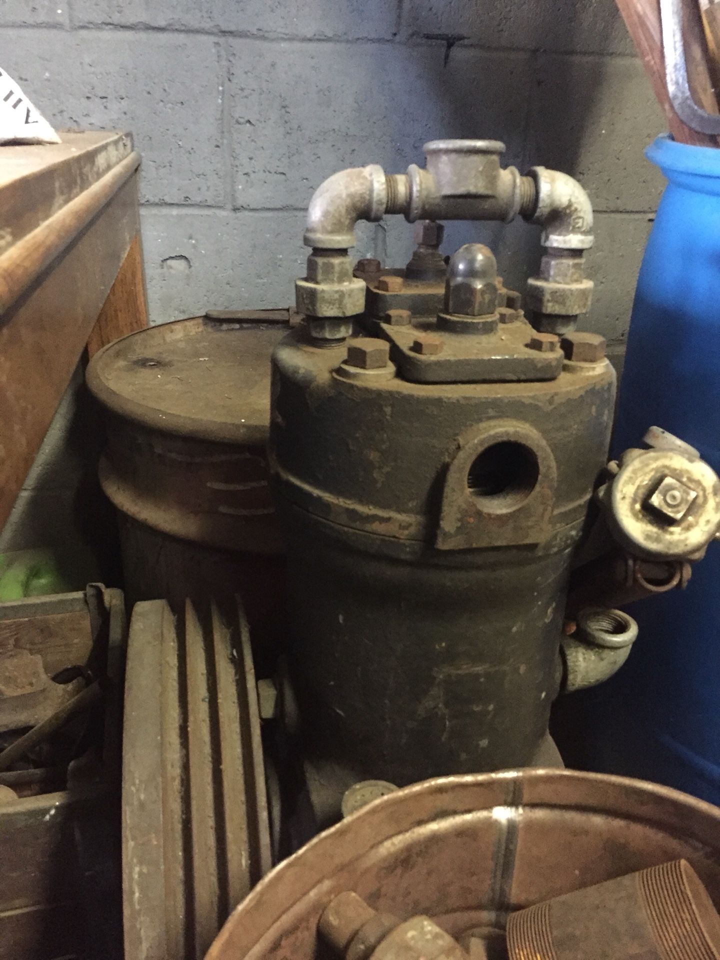 Air compressor vintage working condition