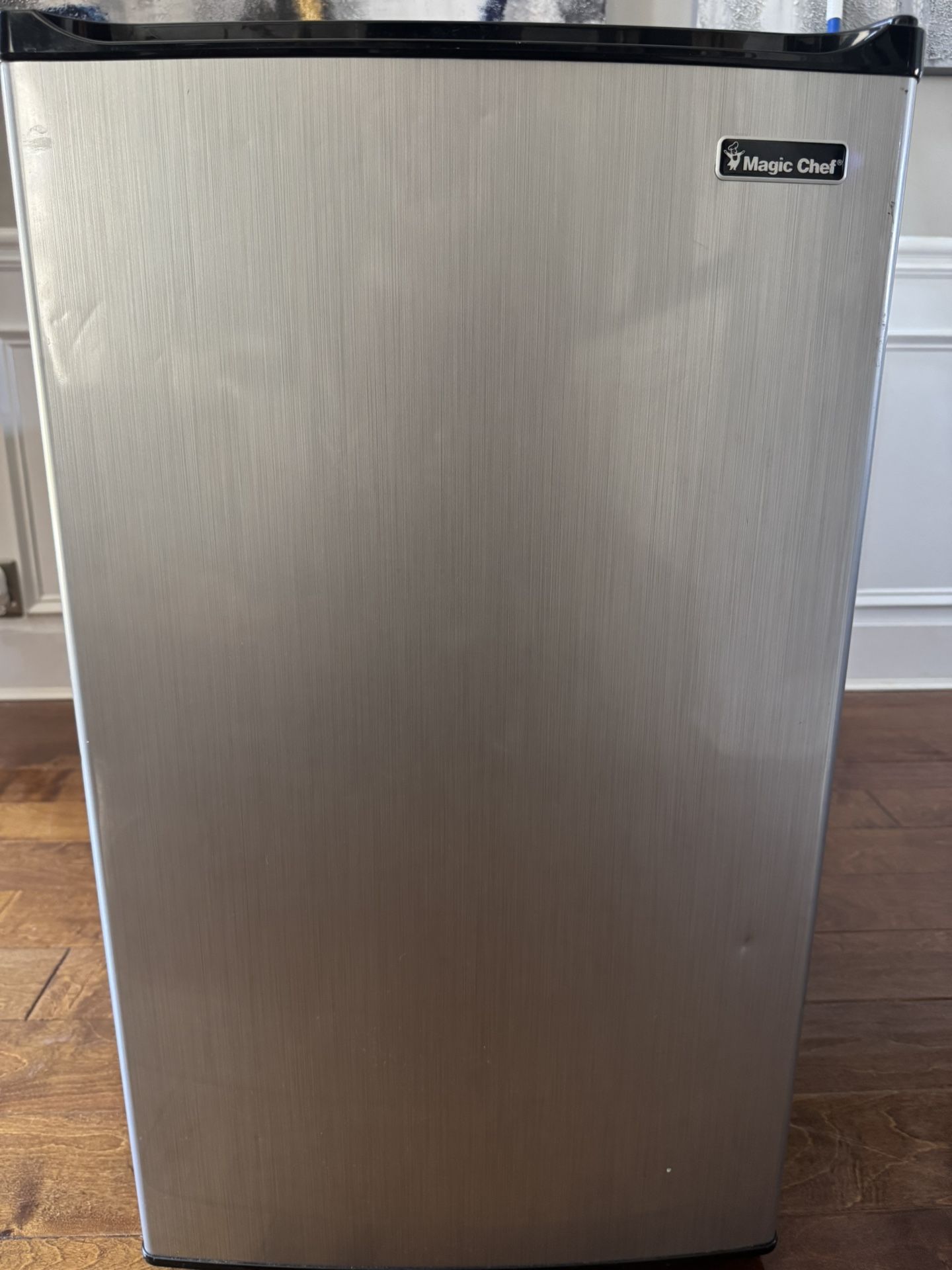 Mini Refrigerator 
