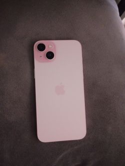 iPhone 15 plus pink