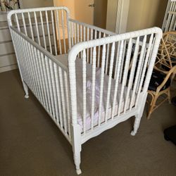 Delta Crib In Perfect Condition 
