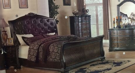 4 Piece queen bedroom set