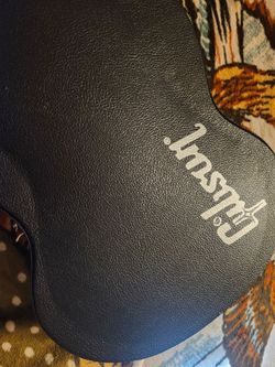 Epiphone Sg guitar with Gibson case