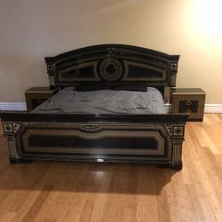 Versace California King Bedroom Set