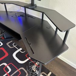 Large Computer Gaming Desk With LED And Plug Ins