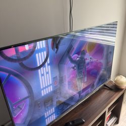43” TV