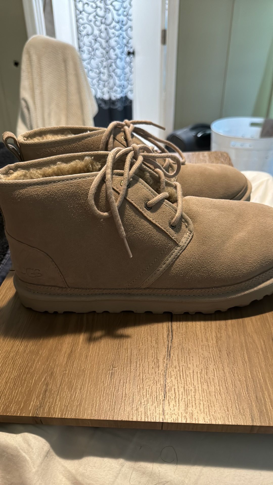 Ugg Neumel 