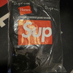 Blak supreme socks 4 pack
