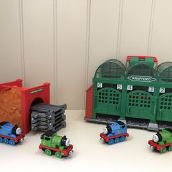 Thomas The Train Play And Go Portable Foldable Train Track Sets With Thomas